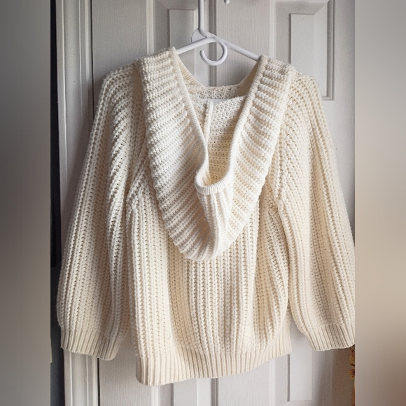 White Crochet Longsleeve Hoodie - Picture 2 of 3